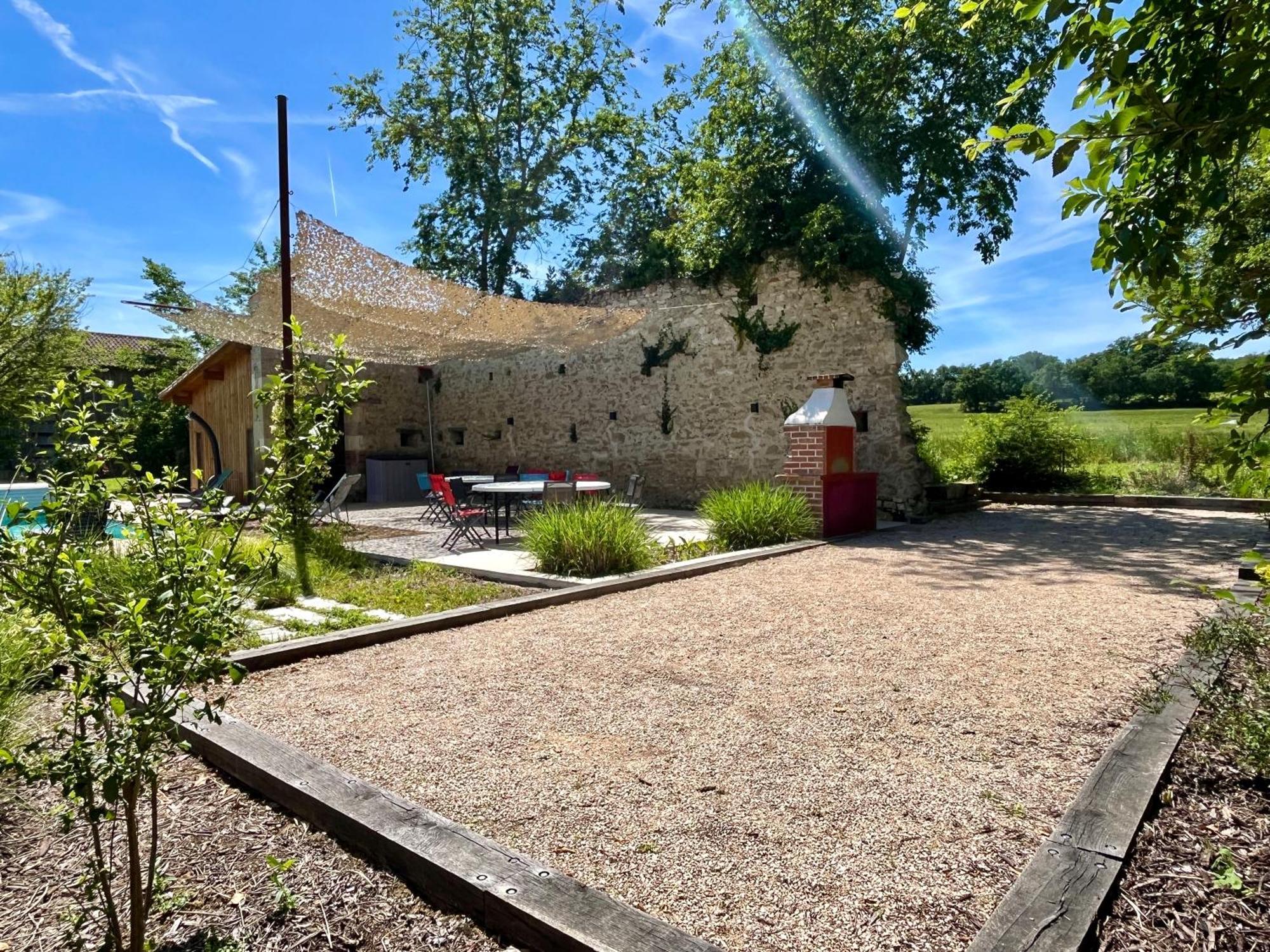Gite Campagne Famille 15 Pers Piscine Chauffee Jeux Enfants Petanque Saint-Sauvy Exterior photo